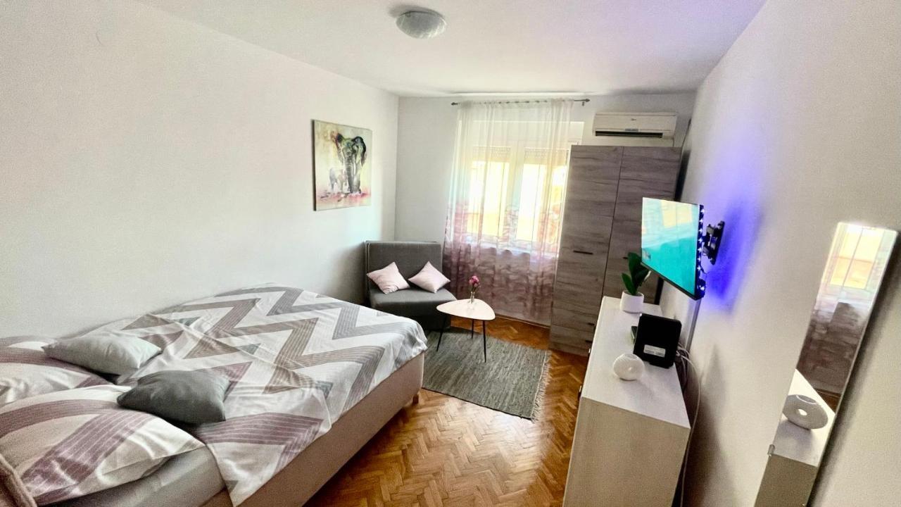 Sweet Venac Apartamento Belgrado Exterior foto
