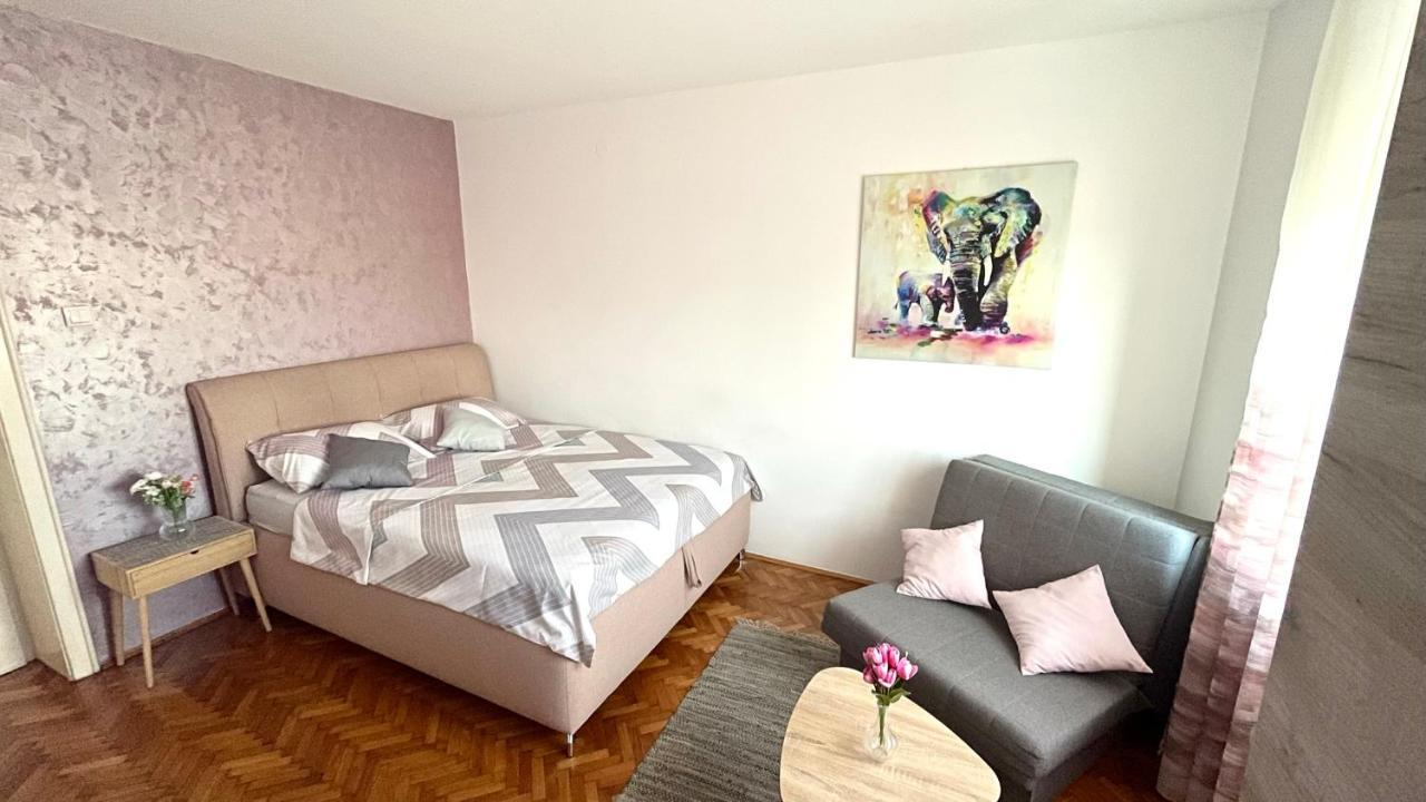 Sweet Venac Apartamento Belgrado Exterior foto